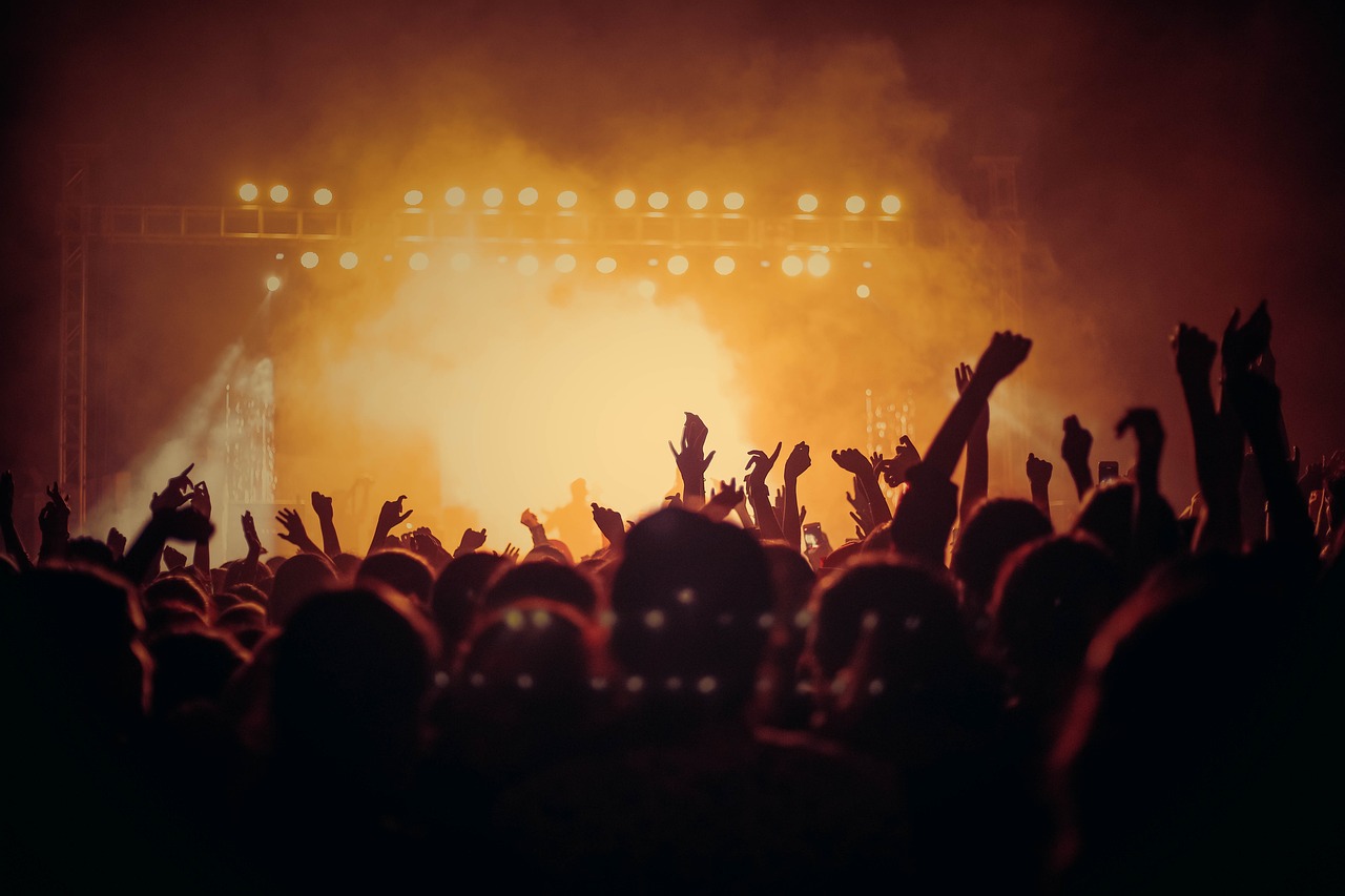 Projekte | Künstler remember Touring